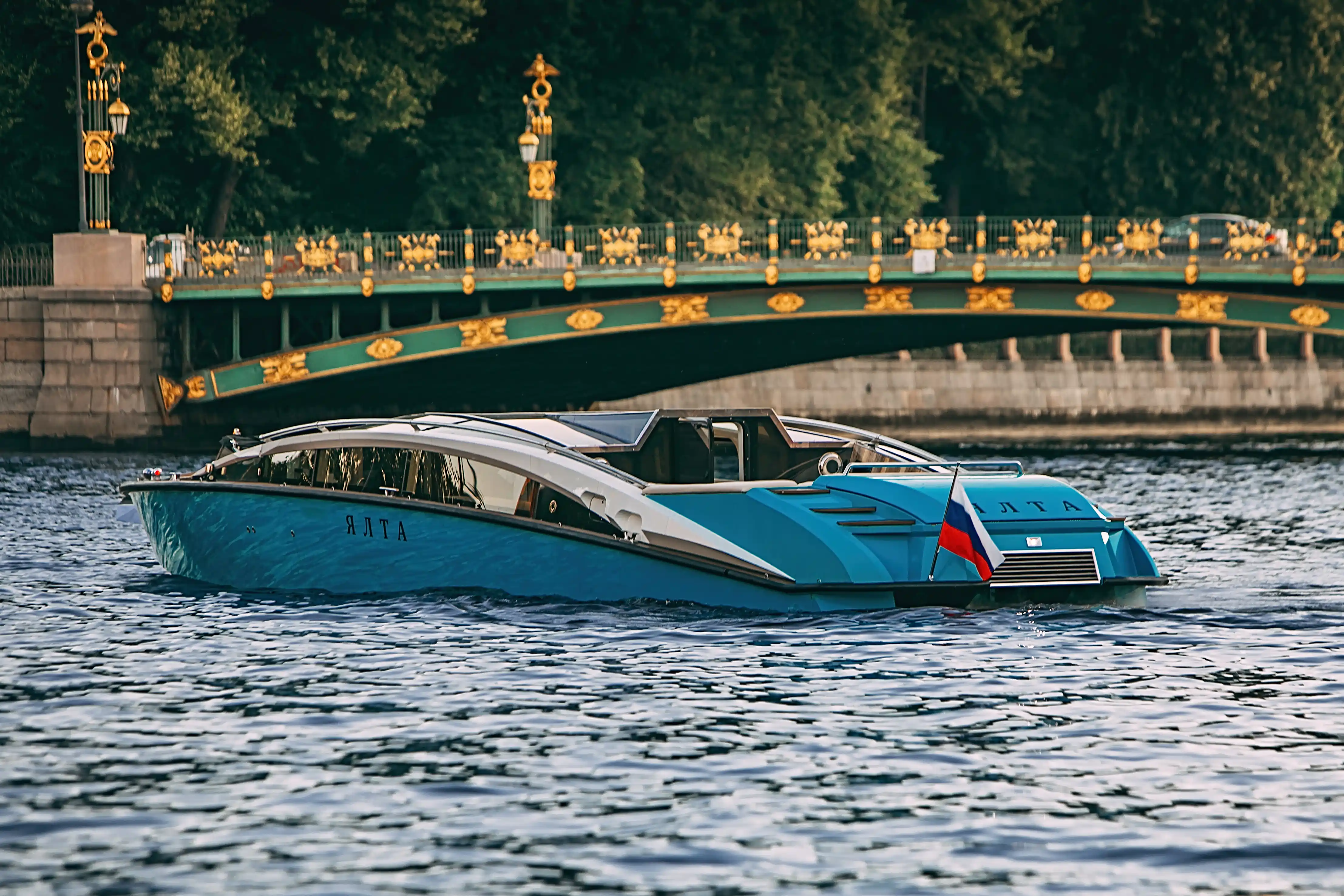 Яхта «Ялта» image- 3